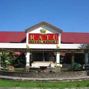 Ratu Hotel & Resort